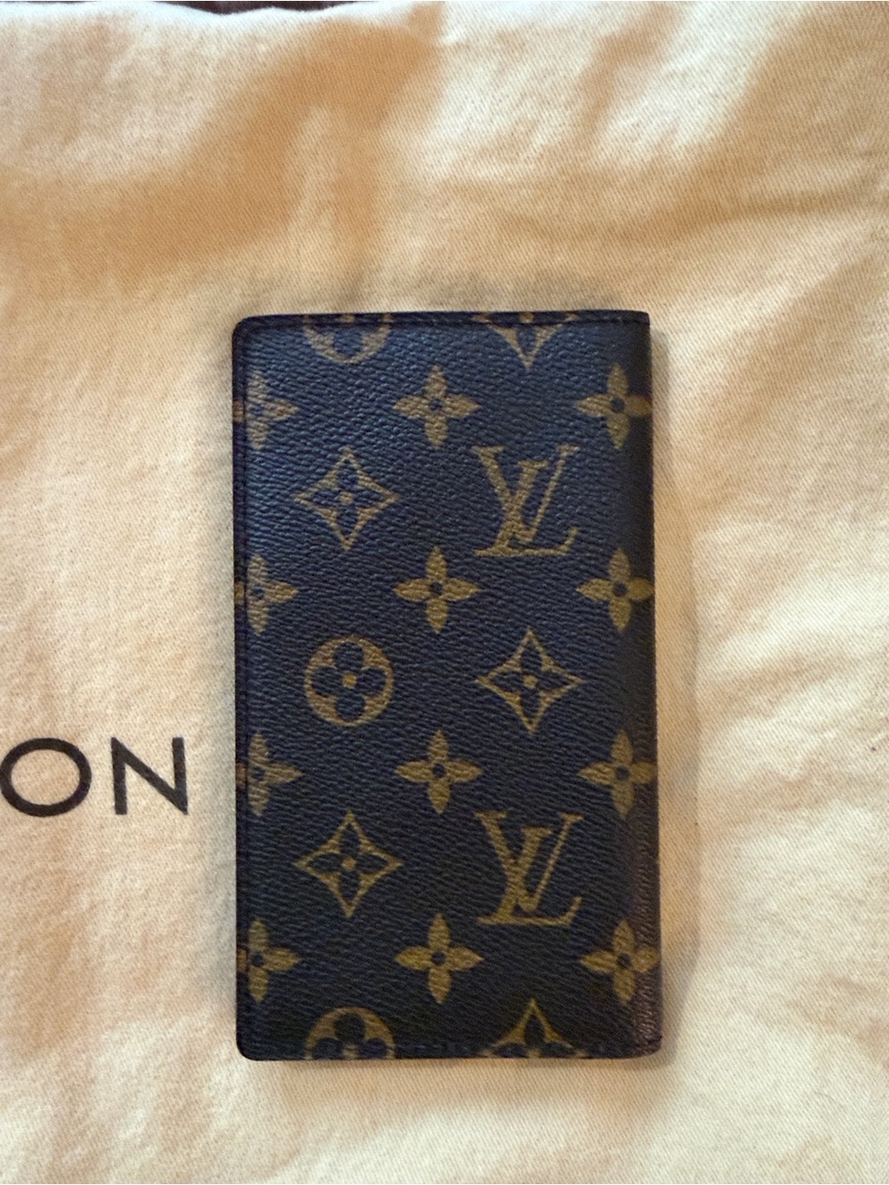 Authentic Louis Vuitton Slim Monogram Wallet/Checkbook Cover/Passport Holder - Picture 6 of 6